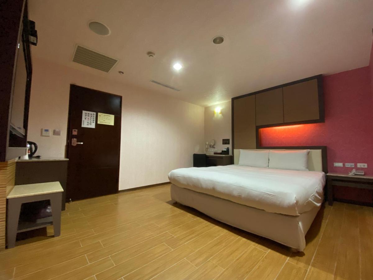 Hua Xiang Hotel -Zouying Kaohsiung Eksteriør billede
