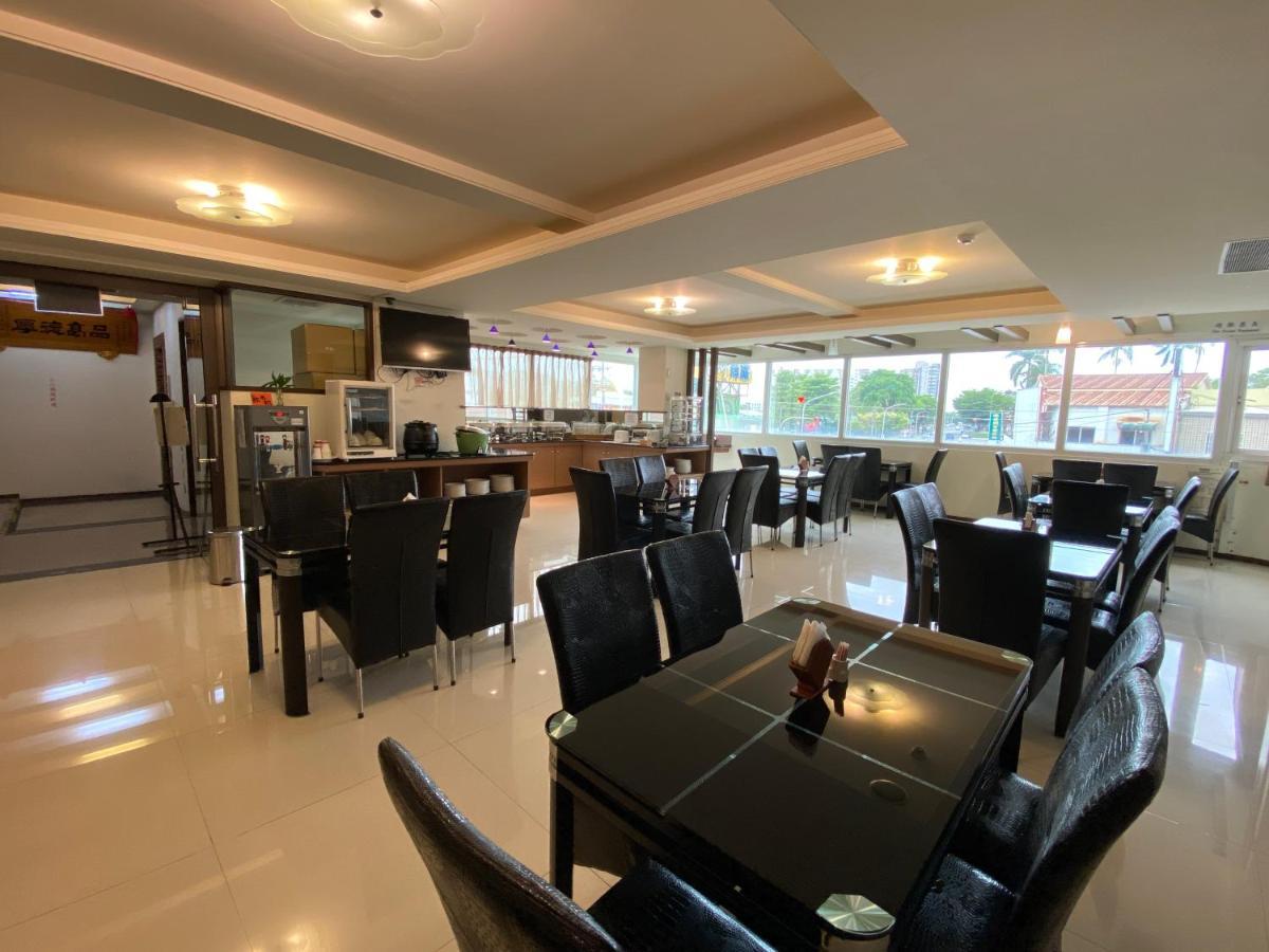 Hua Xiang Hotel -Zouying Kaohsiung Eksteriør billede