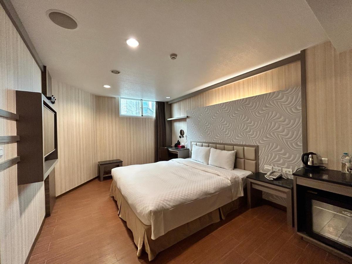 Hua Xiang Hotel -Zouying Kaohsiung Eksteriør billede