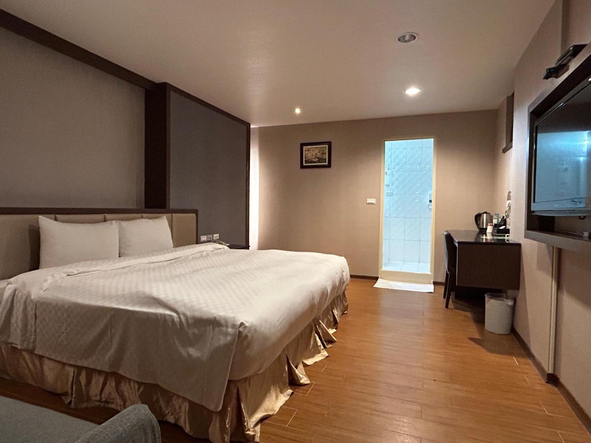 Hua Xiang Hotel -Zouying Kaohsiung Eksteriør billede